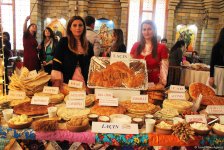 Самый горячий и ароматный Международный фестиваль хлеба в Баку (ФОТО)