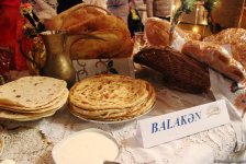 Самый горячий и ароматный Международный фестиваль хлеба в Баку (ФОТО)