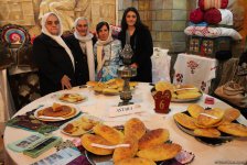 Самый горячий и ароматный Международный фестиваль хлеба в Баку (ФОТО)