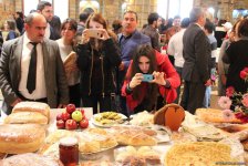 Самый горячий и ароматный Международный фестиваль хлеба в Баку (ФОТО)