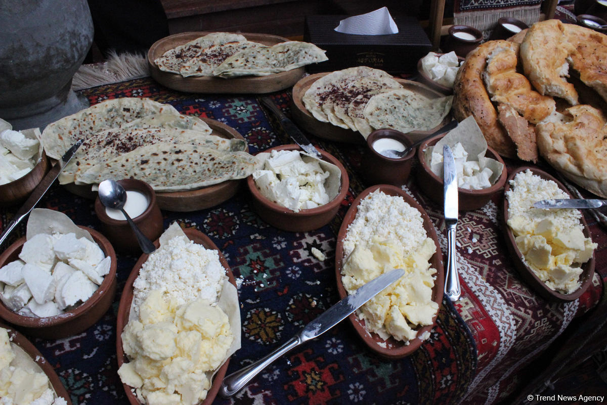 Самый горячий и ароматный Международный фестиваль хлеба в Баку (ФОТО)