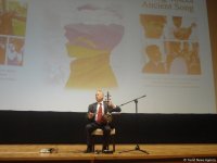 В Баку презентован фильм американских режиссеров о мугаме (ФОТО)