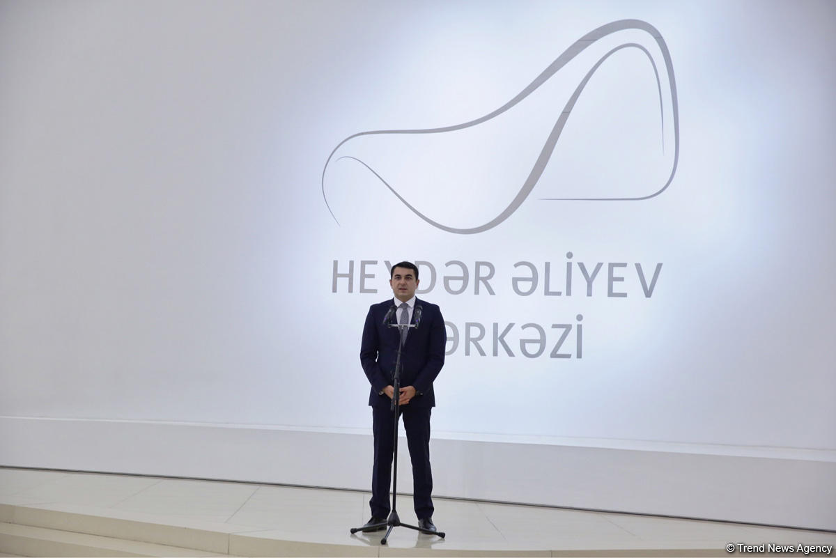 В Центре Гейдара Алиева представлены потрясающие кадры с выставки фотографа-путешественника Тео Аллофса  "Неизведанная Африка" (ФОТО)