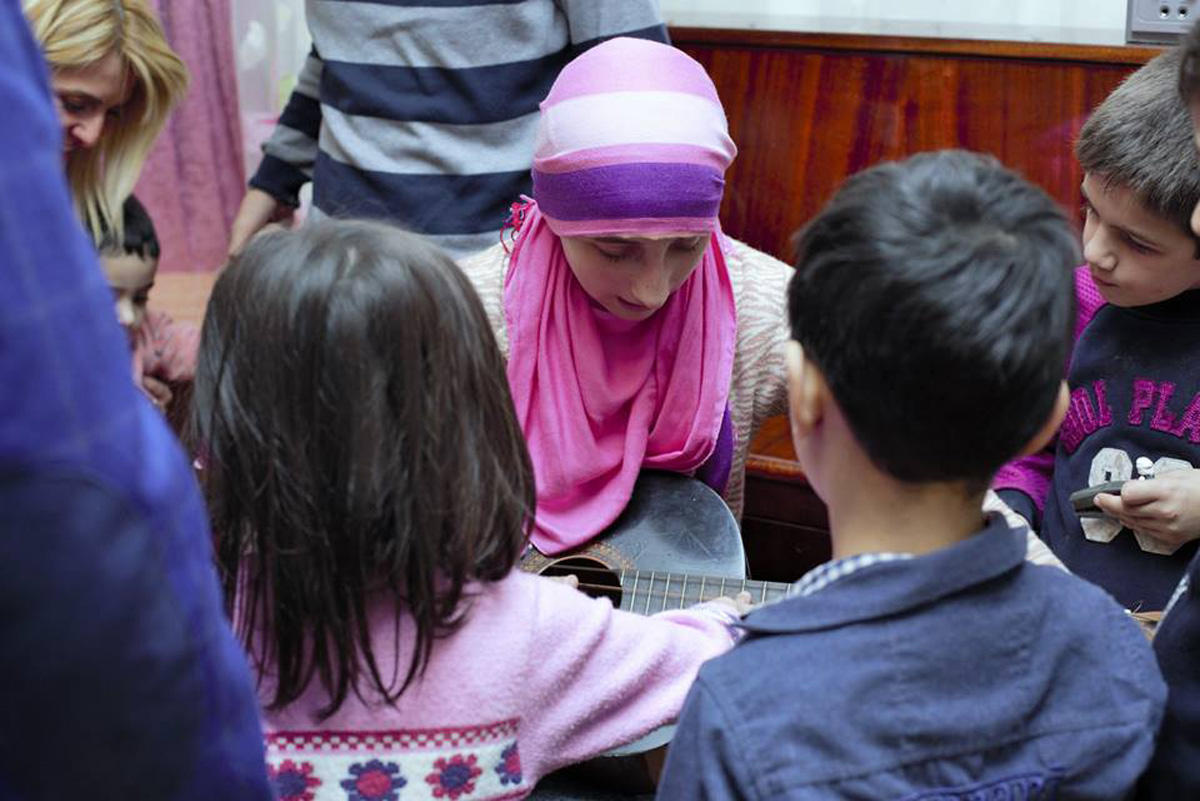 Азербайджанские спортсмены порадовали детей (ФОТО)