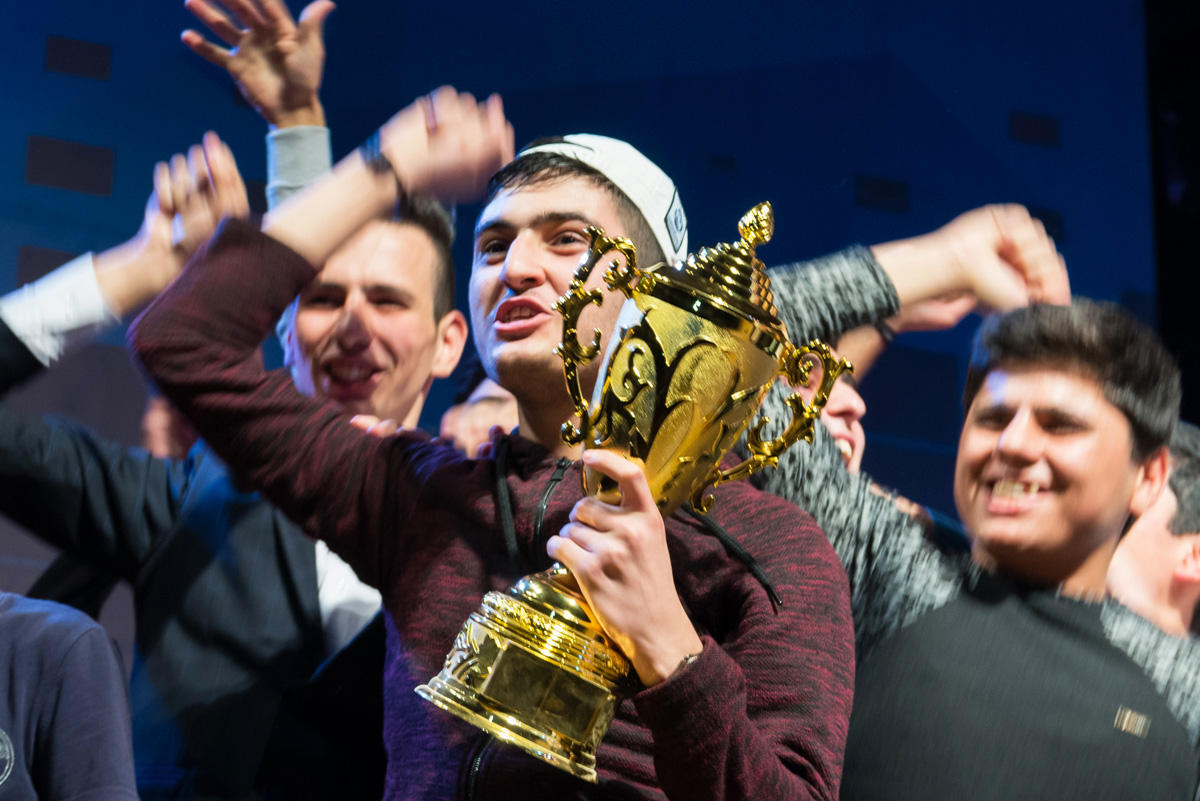 Азербайджанская юниор-лига КВН – задор, талант и креатив (ФОТО)