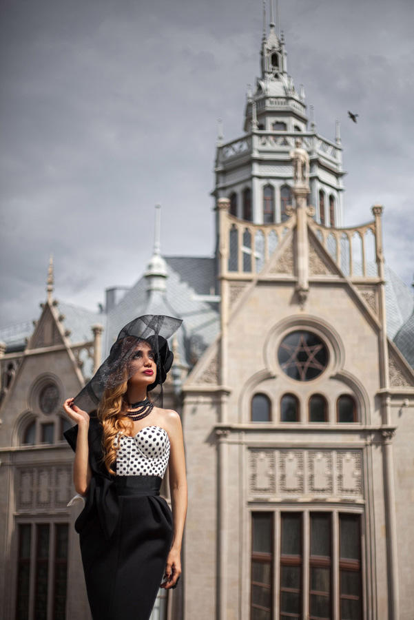 Модель Кенуль Азиз и Дворец счастья – символ любви Муртузы Мухтарова (ФОТО)