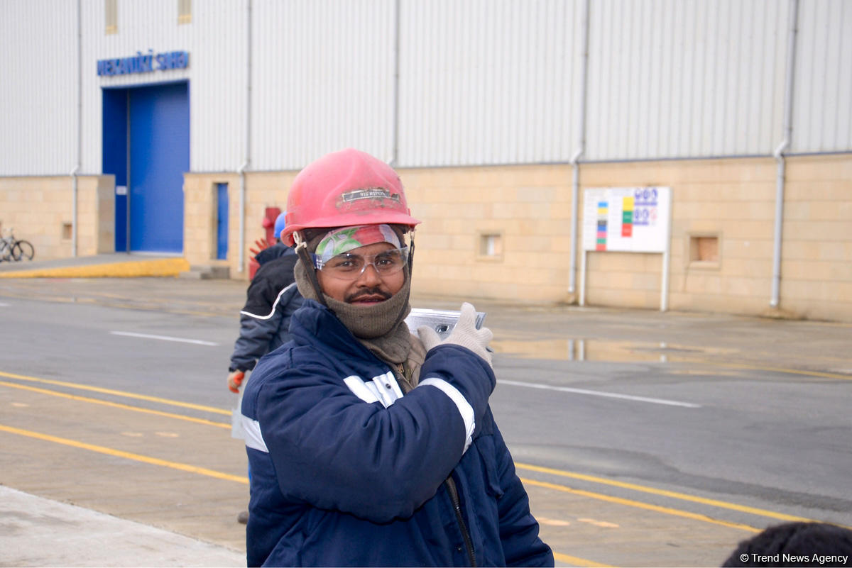 Подписан контракт на строительство в Азербайджане уникальных паромов типа Ro-Pax (ФОТО)