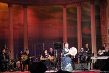 "Осенняя любовь": Потрясающий концерт Гюлюстан Алиевой (ФОТО)