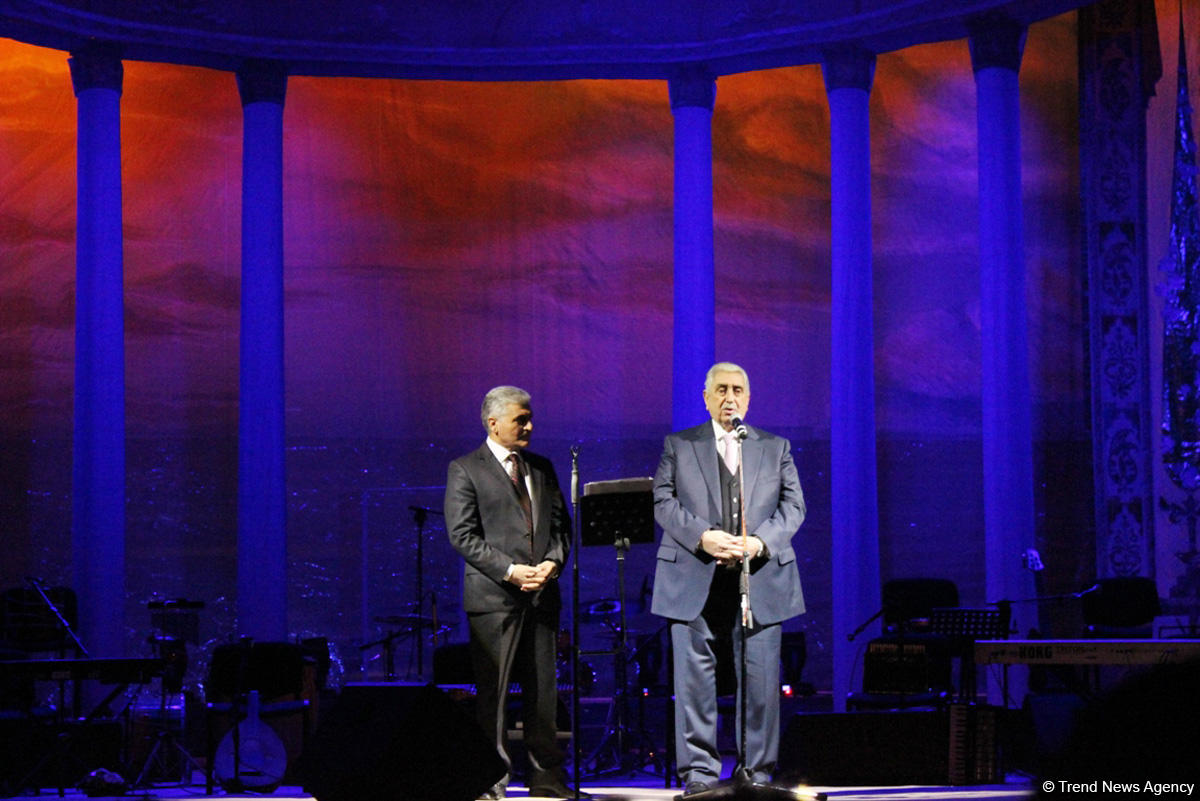 "Осенняя любовь": Потрясающий концерт Гюлюстан Алиевой (ФОТО)