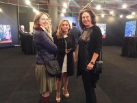 Когда девушки предпочитают нефтяников: любовь Ирины Эльдаровой, воплощенная в красках  (ФОТО)