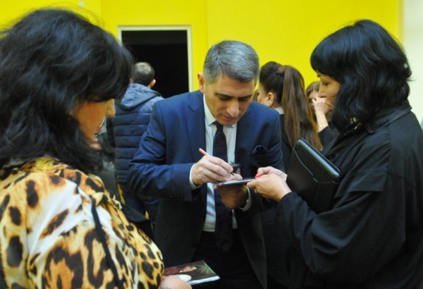 Народные песни, теснифы и мугамы: презентация проекта Тейюба Асланова (ФОТО)