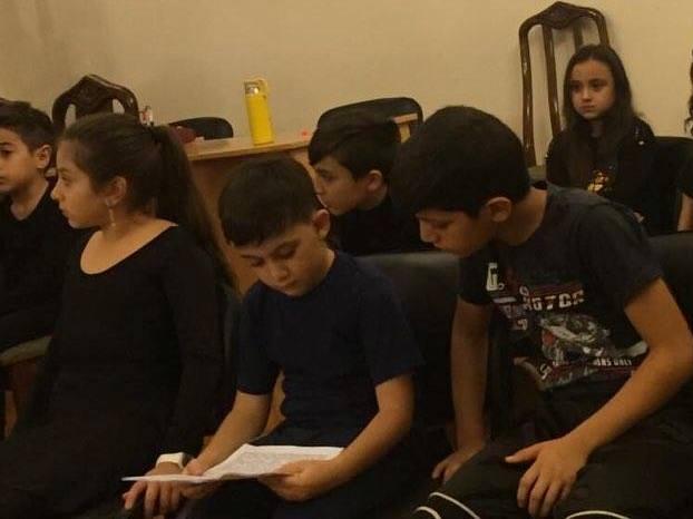 "Колдун и красавица": Герои любимых сказок в Баку (ФОТО)