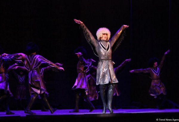 Блистательный триумф танцоров из Северной Осетии в Баку (ФОТО)