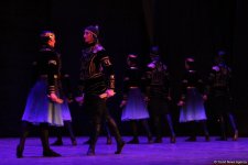 Блистательный триумф танцоров из Северной Осетии в Баку (ФОТО)