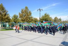 В Баку состоялось шествие, посвященное Дню Государственного флага   (ФОТО)