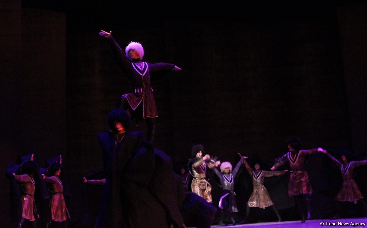 Блистательный триумф танцоров из Северной Осетии в Баку (ФОТО)