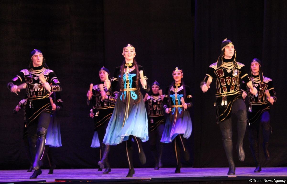Блистательный триумф танцоров из Северной Осетии в Баку (ФОТО)