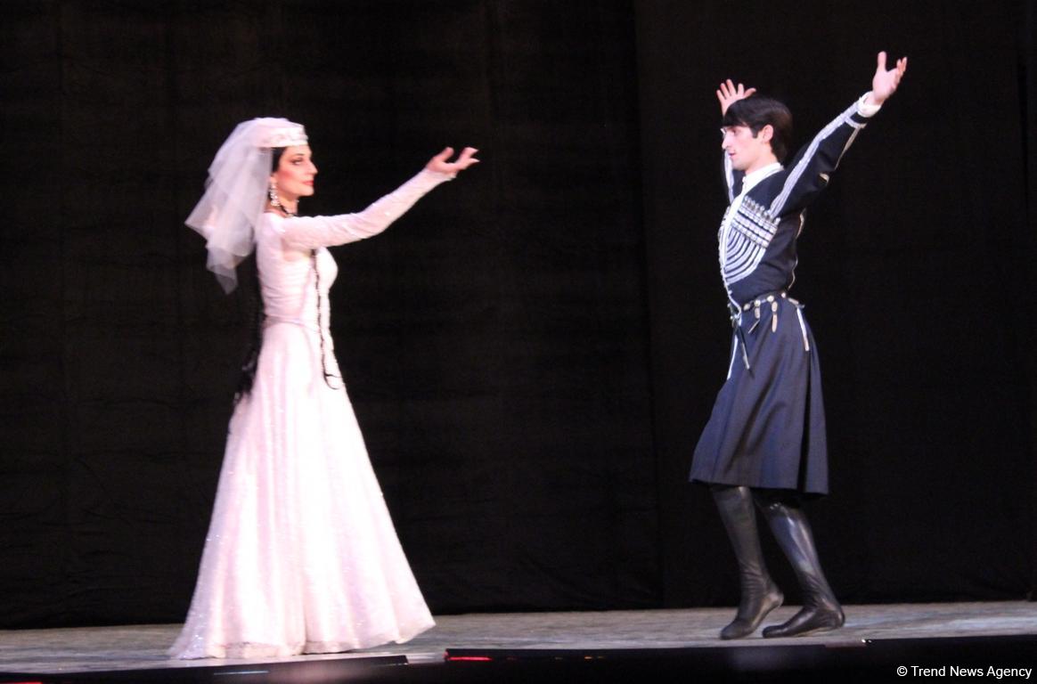 Блистательный триумф танцоров из Северной Осетии в Баку (ФОТО)
