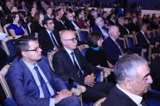 В Баку открылась Международная театральная конференция "Мультикультурализм и театр" (ФОТО)