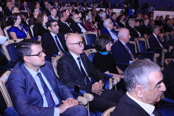 В Баку открылась Международная театральная конференция "Мультикультурализм и театр" (ФОТО)