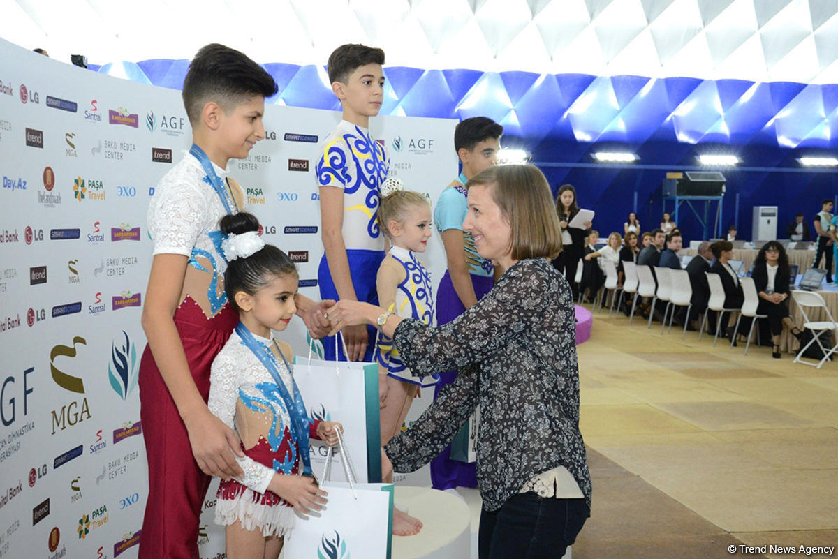 Награждены призеры XXIII Чемпионата Баку по акробатике (ФОТО)