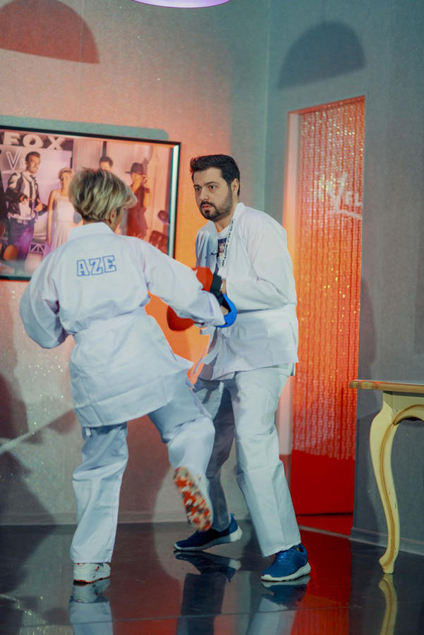 Пятикратный чемпион мира по каратэ в гостях у азербайджанских телезвезд (ФОТО/ВИДЕО)