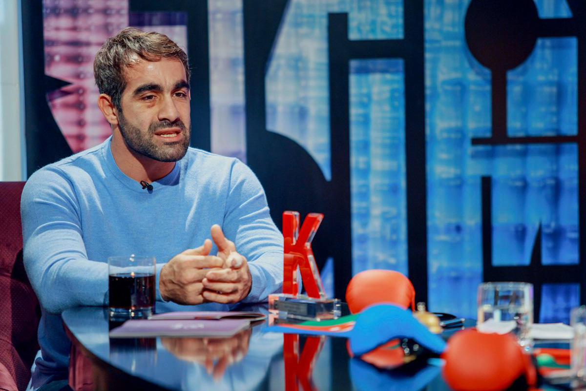 Пятикратный чемпион мира по каратэ в гостях у азербайджанских телезвезд (ФОТО/ВИДЕО)