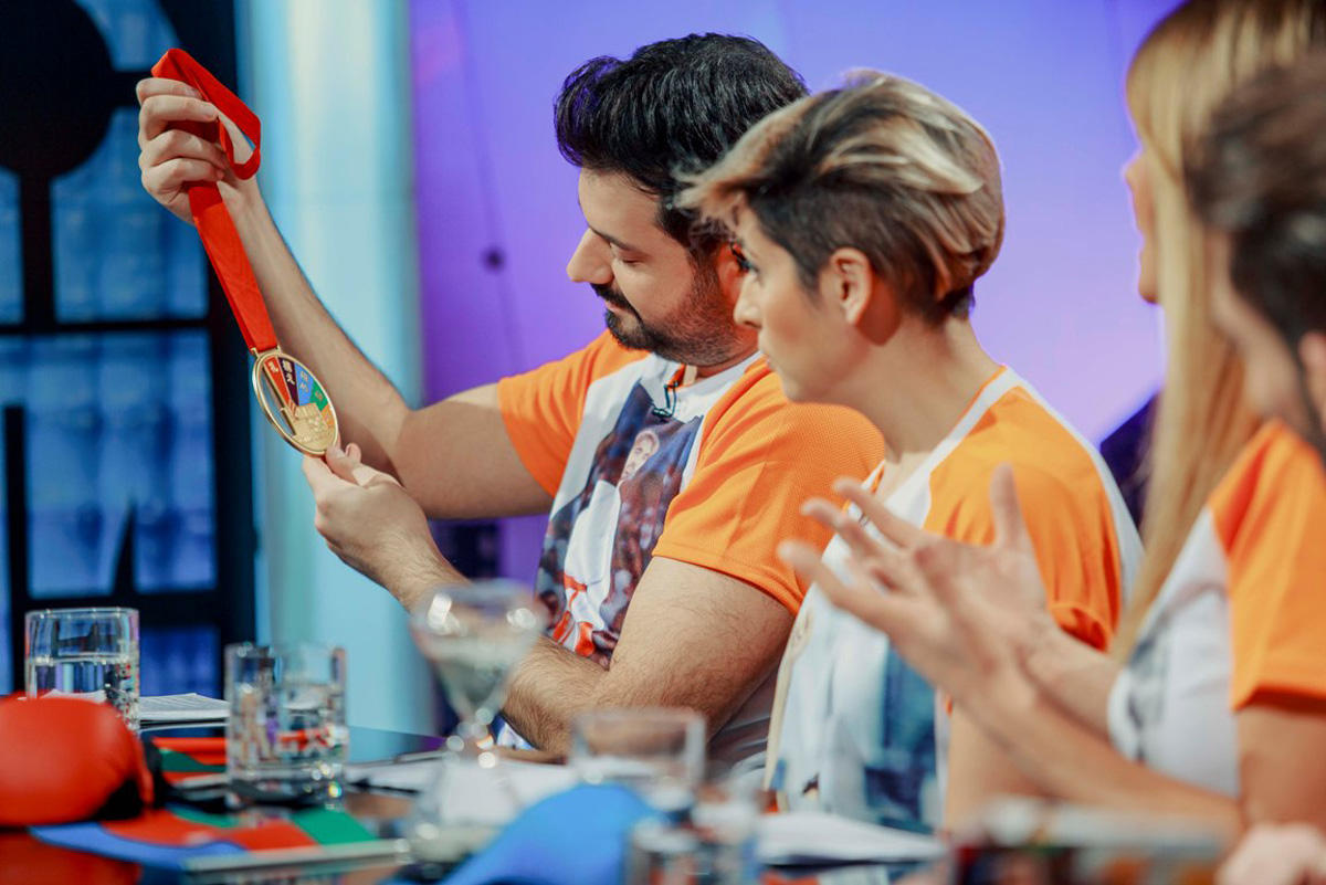 Пятикратный чемпион мира по каратэ в гостях у азербайджанских телезвезд (ФОТО/ВИДЕО)