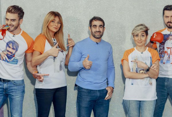 Пятикратный чемпион мира по каратэ в гостях у азербайджанских телезвезд (ФОТО/ВИДЕО)