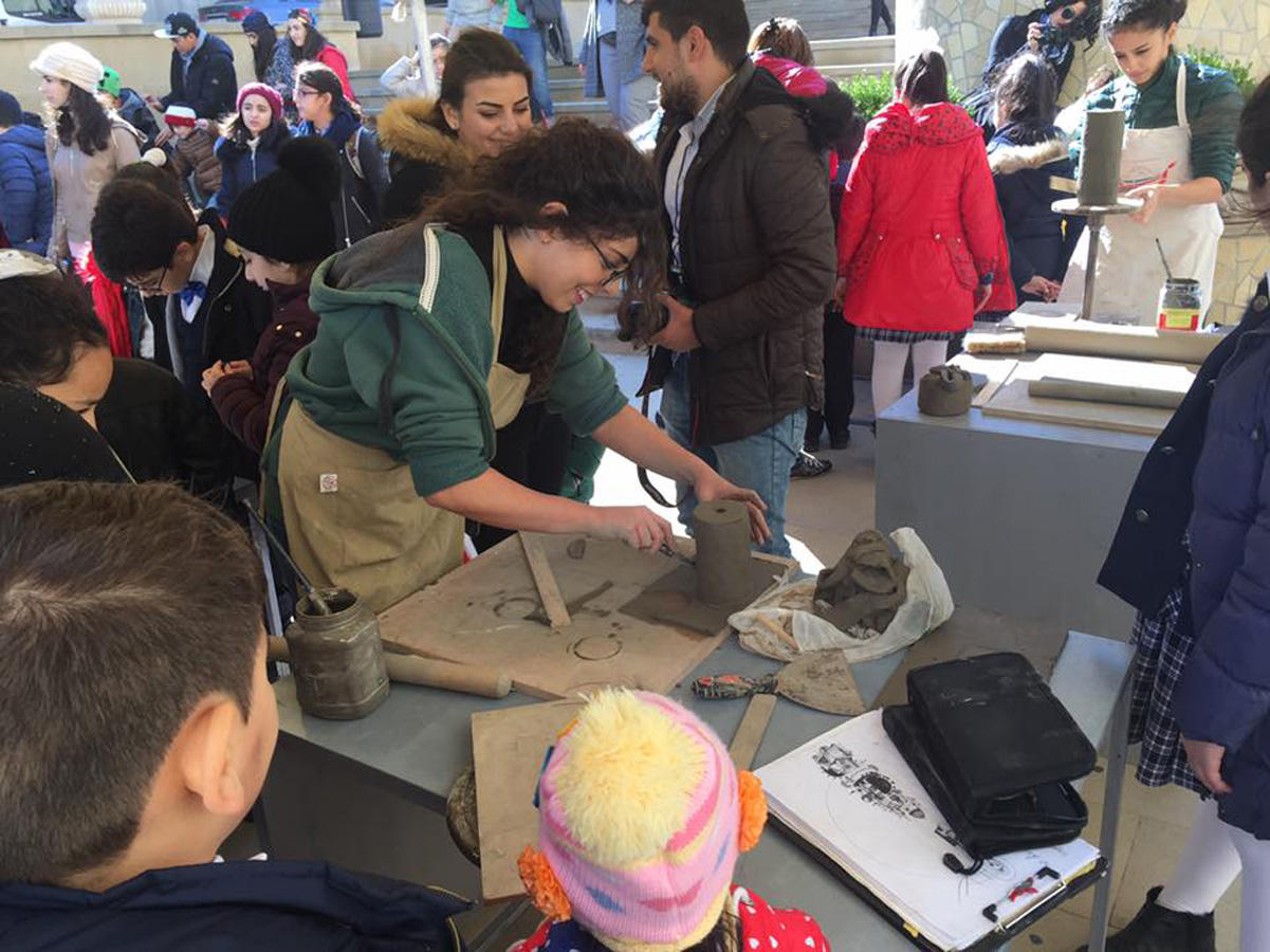 Ичери Шехер превратился в творческую мастерскую (ФОТО)