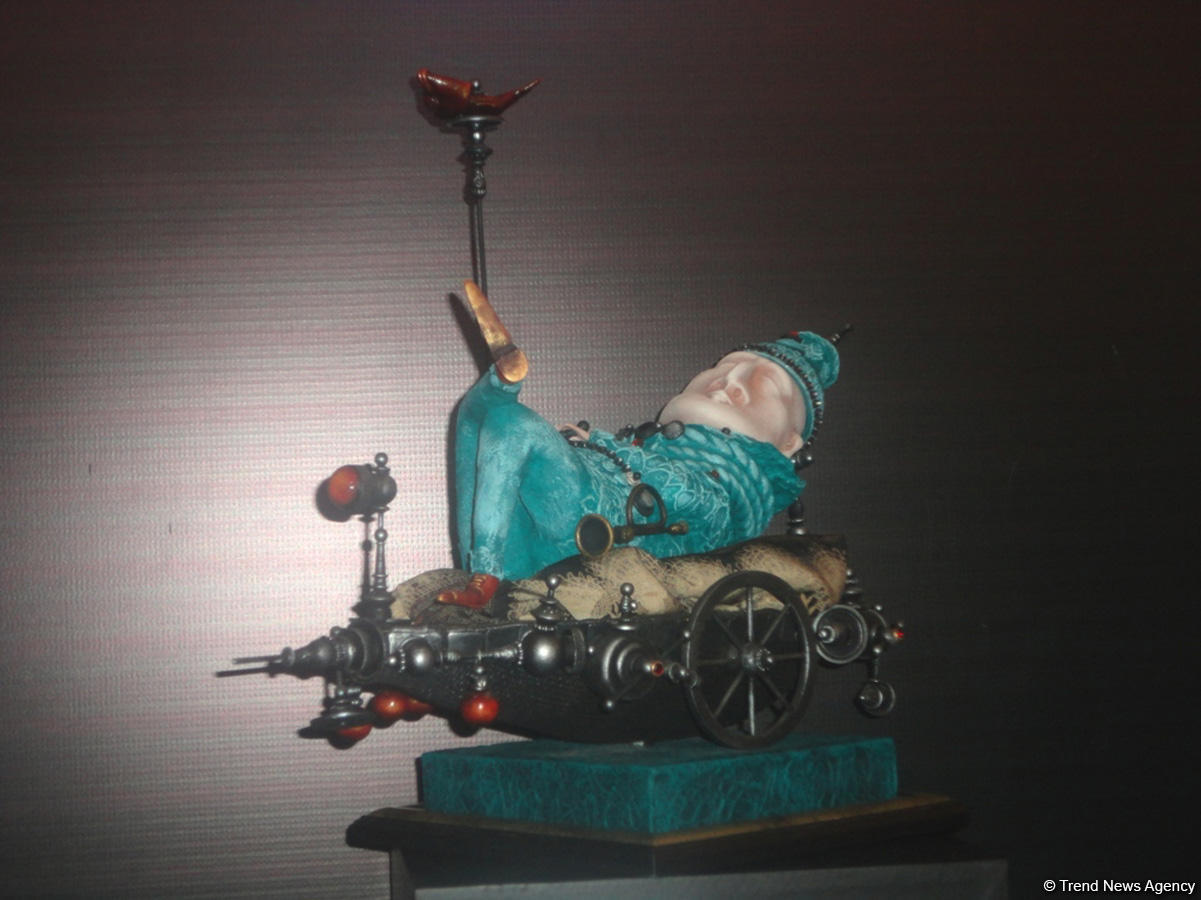 Пярвиз Гусейнов расскажет об истории создания коллекционных кукол