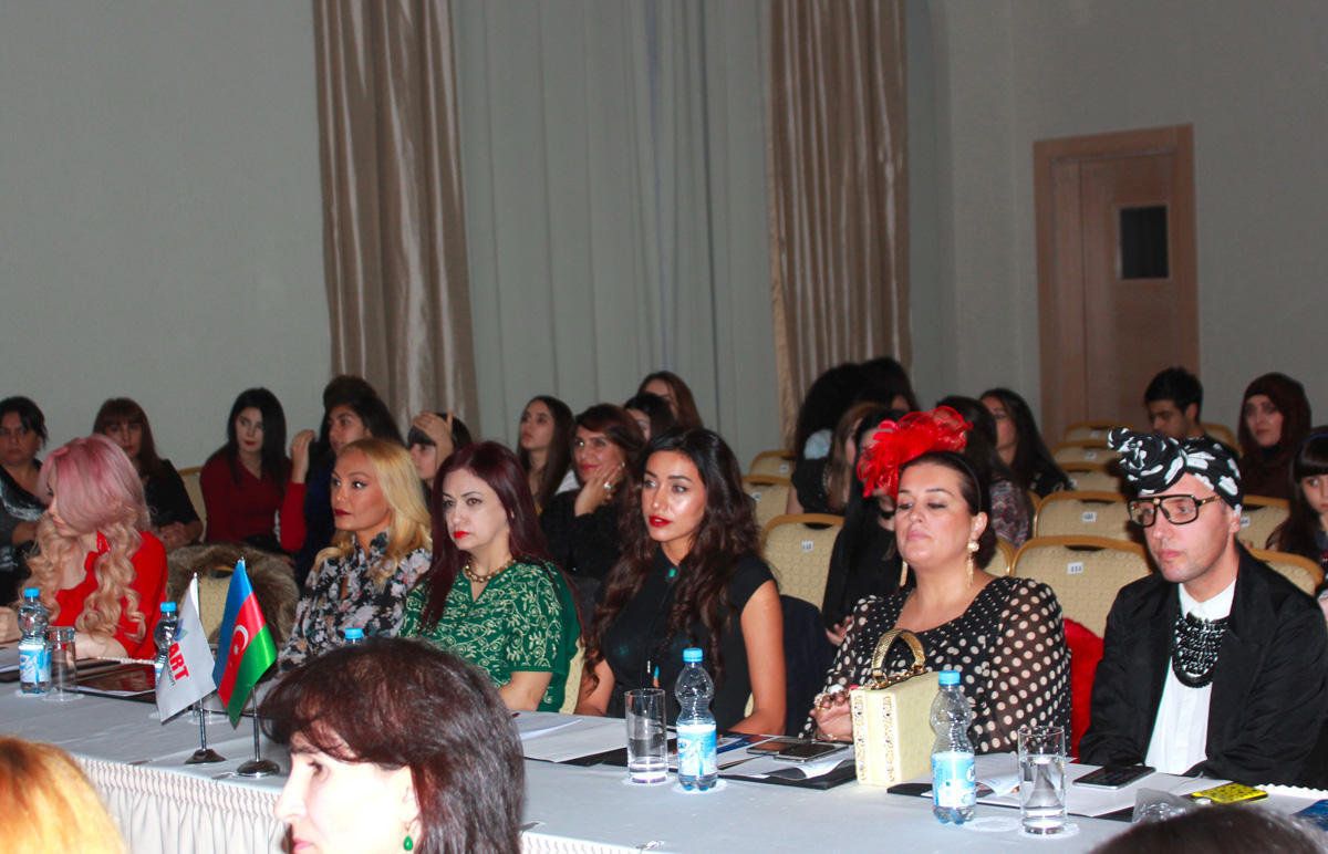 В Баку прошел конкурс моды "Флаги" – победители отправятся в Стамбул (ФОТО)