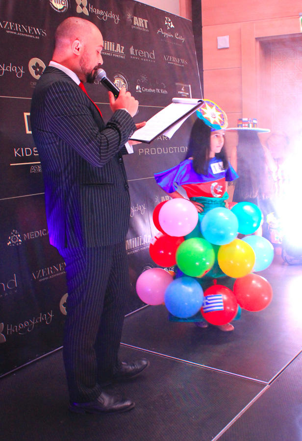 В Баку прошел конкурс моды "Флаги" – победители отправятся в Стамбул (ФОТО)