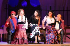 Триумф Эльчина Азизова: знойные испанские страсти на бакинской сцене (ФОТО)