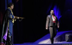 Триумф Эльчина Азизова: знойные испанские страсти на бакинской сцене (ФОТО)