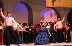 Триумф Эльчина Азизова: знойные испанские страсти на бакинской сцене (ФОТО)