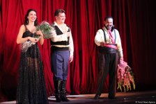 Триумф Эльчина Азизова: знойные испанские страсти на бакинской сцене (ФОТО)