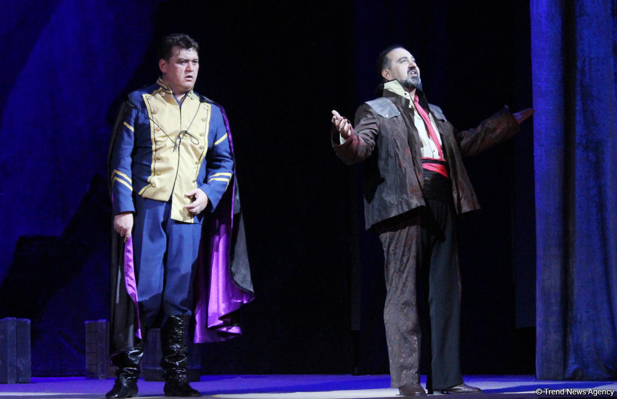 Триумф Эльчина Азизова: знойные испанские страсти на бакинской сцене (ФОТО)