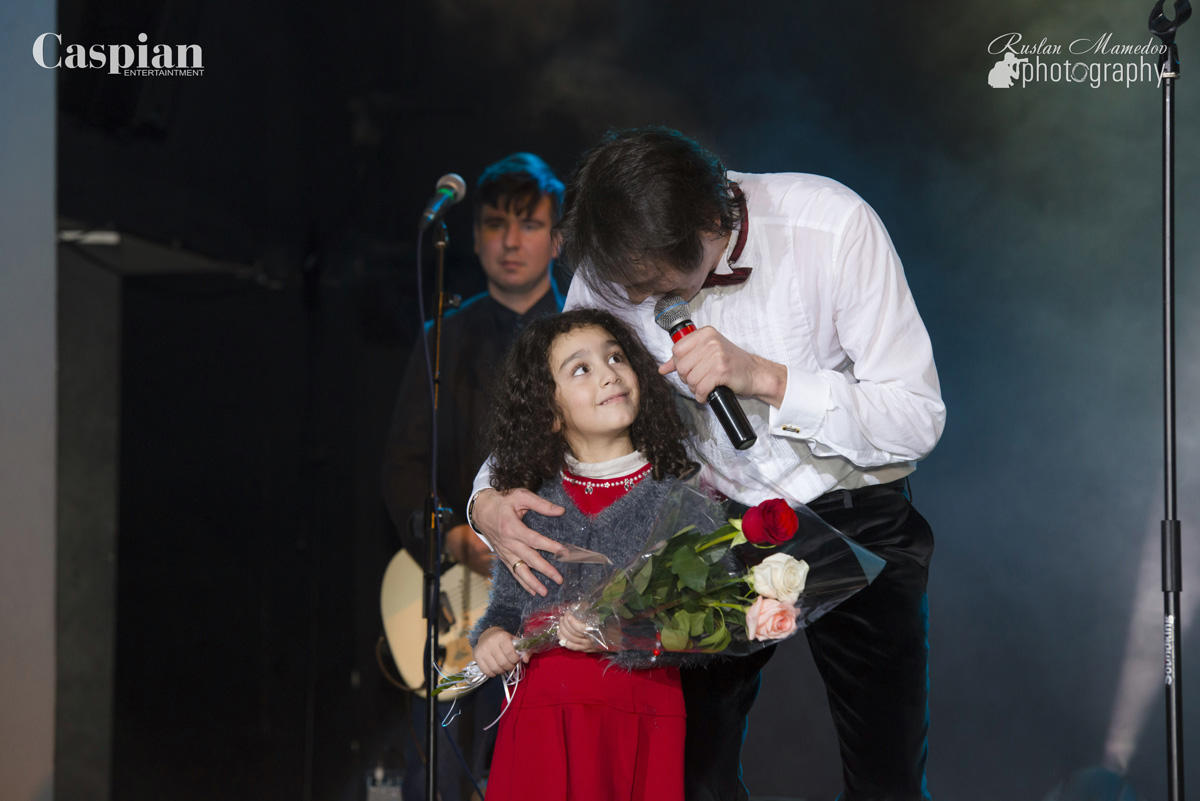 Влад Сташевский в Баку, или Вперед в прошлое  (ФОТО)