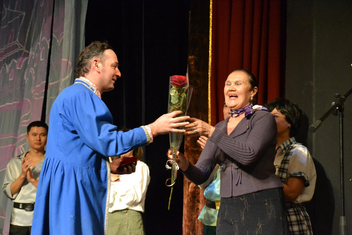 Азербайджанские актеры удостоены почетных званий в России (ФОТО)