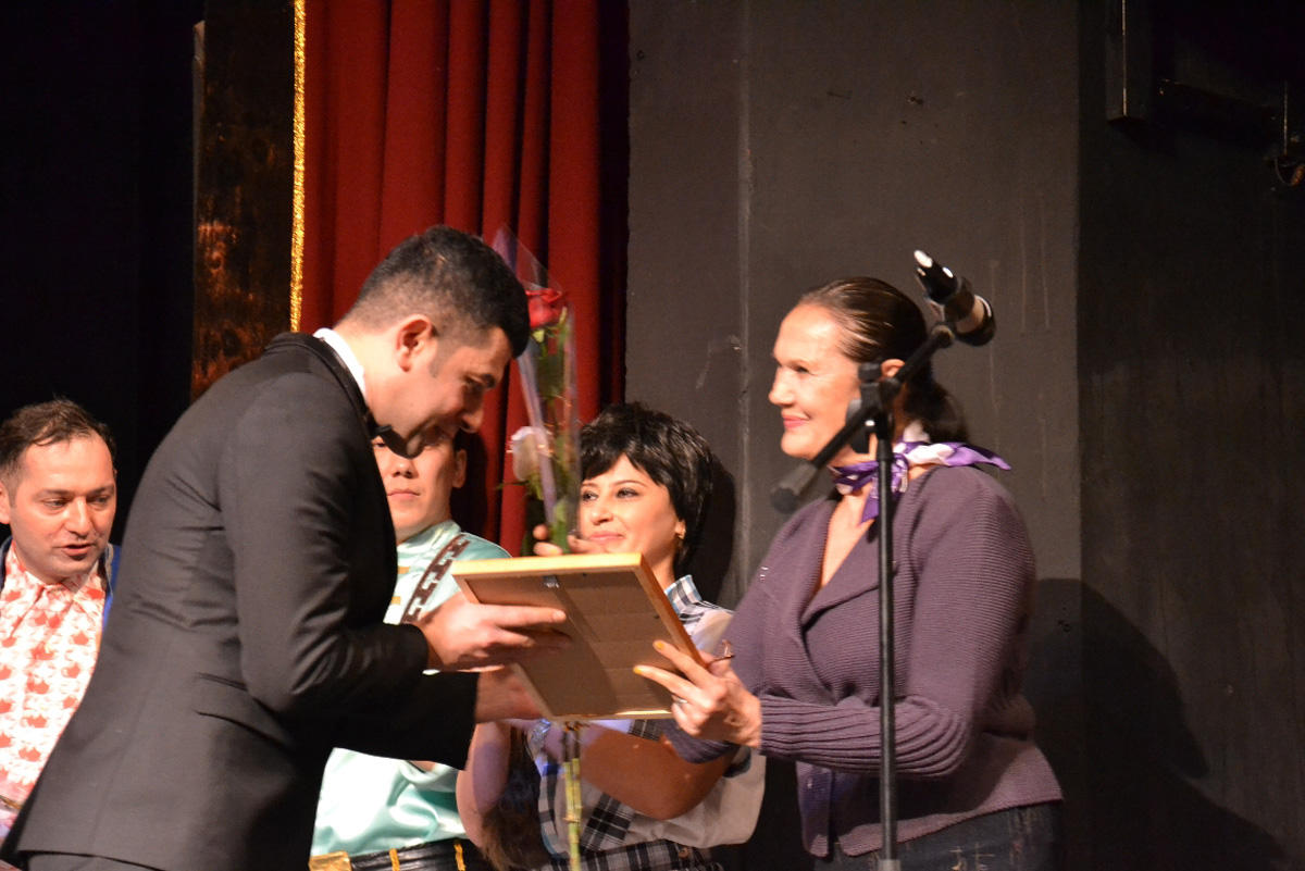 Азербайджанские актеры удостоены почетных званий в России (ФОТО)