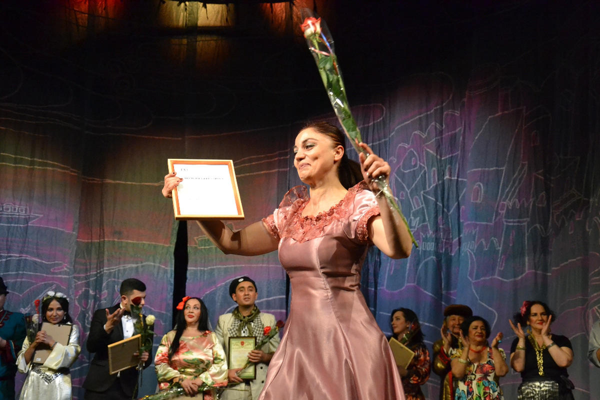 Азербайджанские актеры удостоены почетных званий в России (ФОТО)