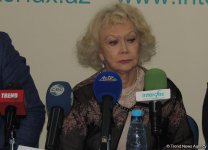 Светлана Немоляева: В Баку нас приняли потрясающе - аншлаг, аплодисменты, цветы... (ФОТО)