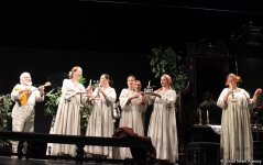 Потрясающая "Женитьба" российских актеров в Баку:  Модный стиль "фьюжн", сочетающий несочетаемое (ФОТО)