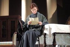 Лепестки роз для бакинцев, или Русский роман о любви и трагедии (ФОТО)