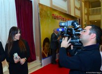 Стартовала Неделя турецкого кино: Мерал Конрат, Сарп Левендоглу и Эмре Кызылырмак в Баку (ФОТО)