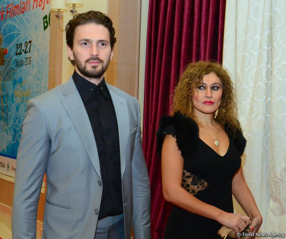 Стартовала Неделя турецкого кино: Мерал Конрат, Сарп Левендоглу и Эмре Кызылырмак в Баку (ФОТО)
