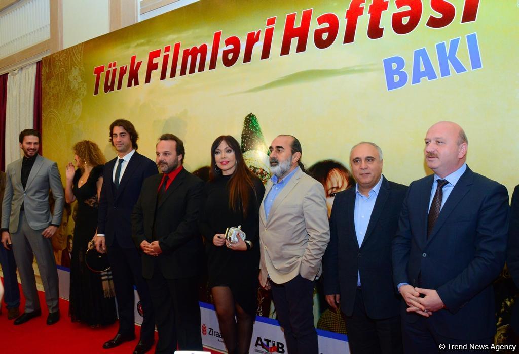 Стартовала Неделя турецкого кино: Мерал Конрат, Сарп Левендоглу и Эмре Кызылырмак в Баку (ФОТО)