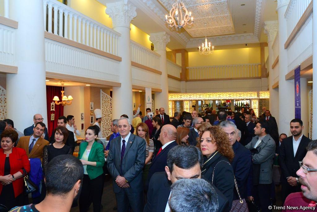 Стартовала Неделя турецкого кино: Мерал Конрат, Сарп Левендоглу и Эмре Кызылырмак в Баку (ФОТО)