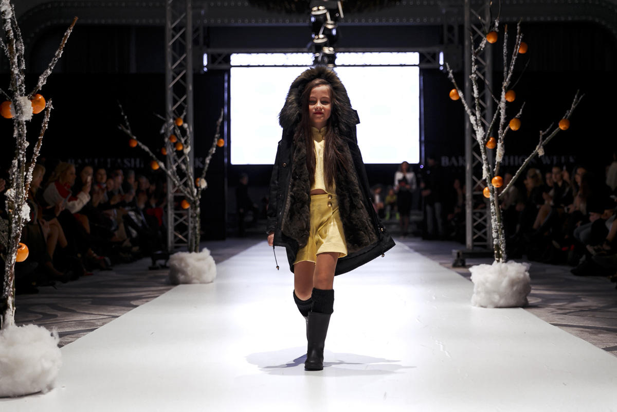 Открытие Baku Fashion Week: сказочная атмосфера и детские образы (ФОТО)